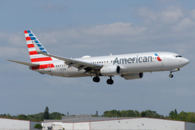 AmericanAirlines 73H N816NN SRQ 250324