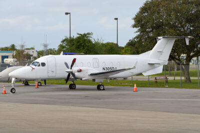 DiscoveryJet Beech1900 N305DJ FXE 270324