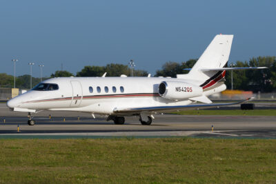 NetJets Latitude N542QS TPA 250324