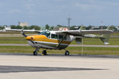 Private Cessna337 N85881 PGD 230324