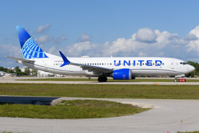 United 38M N27251 SRQ 230324