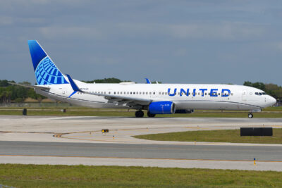 United 739 N57439 SRQ 250324