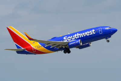 Southwest 73W N7728D FLL 270324