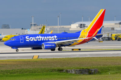 Southwest 73W N7733B FLL 280324