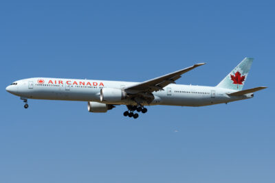 AirCanada 77W C-FRAM FCO 020824