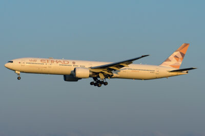 Etihad 77W A6-ETA FCO 020824