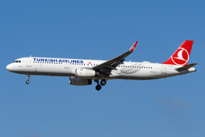 TurkishAirlines A32B TC-JSJ FCO 020824